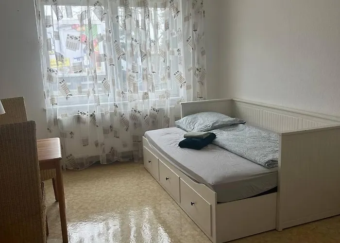 Monteurzimmer Iris&jasmin בית הארחה