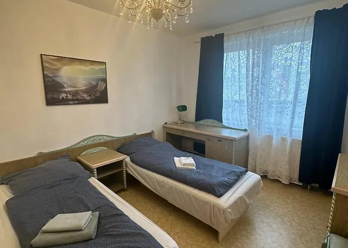 Monteurzimmer Iris&jasmin בית הארחה *